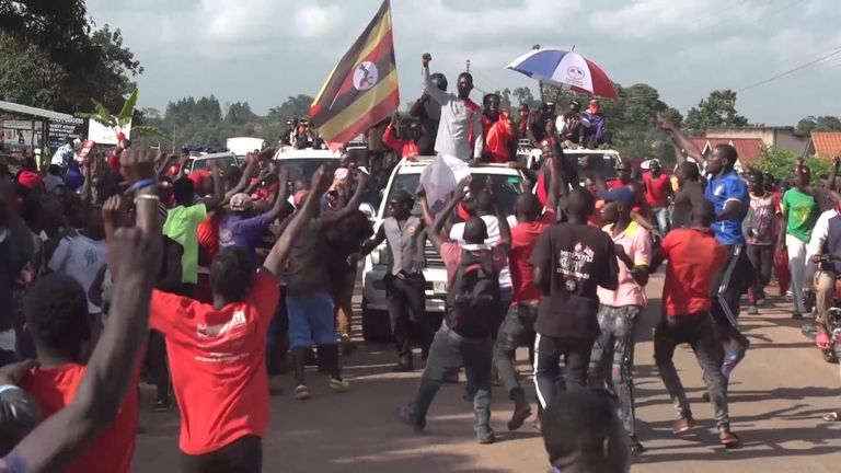 Agitation en Ouganda avant les élections