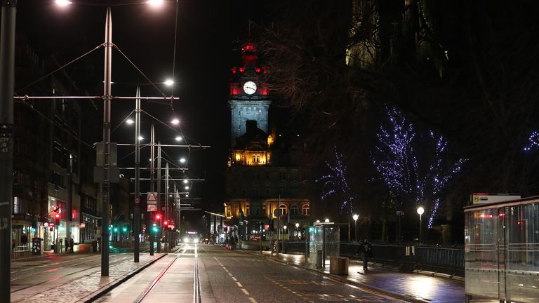 Un vide Princes Street à Édimbourg