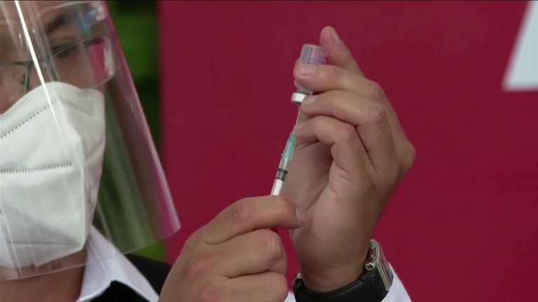 Agent médical avec dose de vaccin