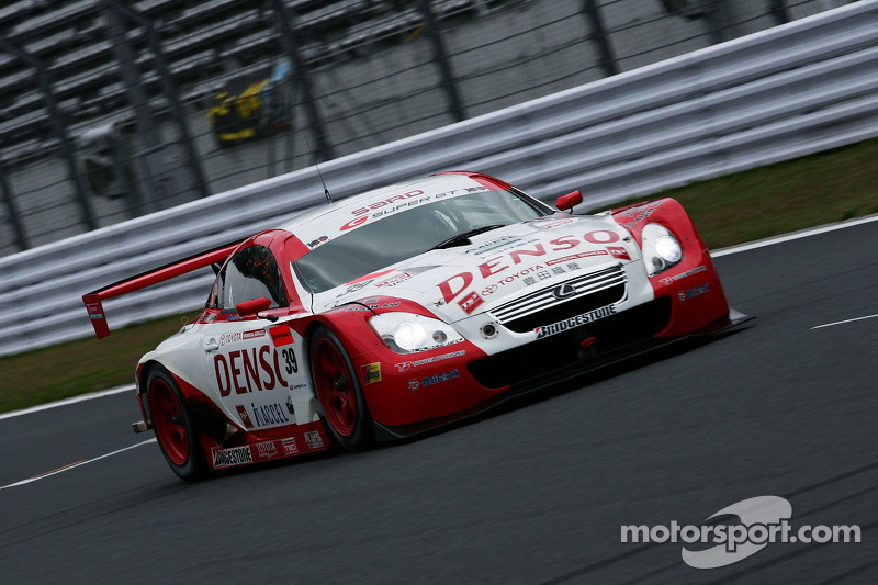 DENSO SARD SC430: André Couto, Katsuyuki Hiranaka (2007)