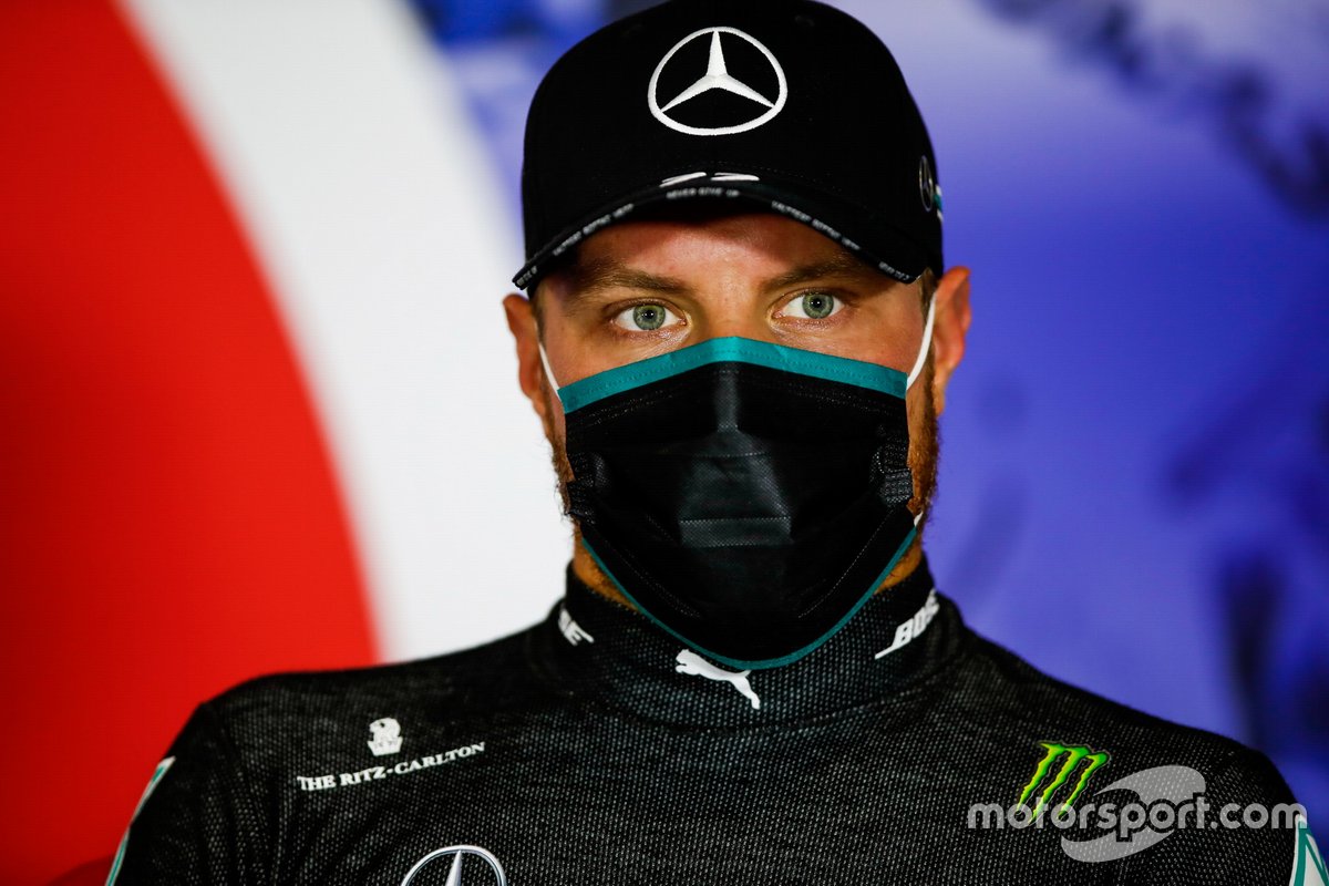 Valtteri Bottas, Mercedes-AMG Petronas F1, lors de la conférence de presse