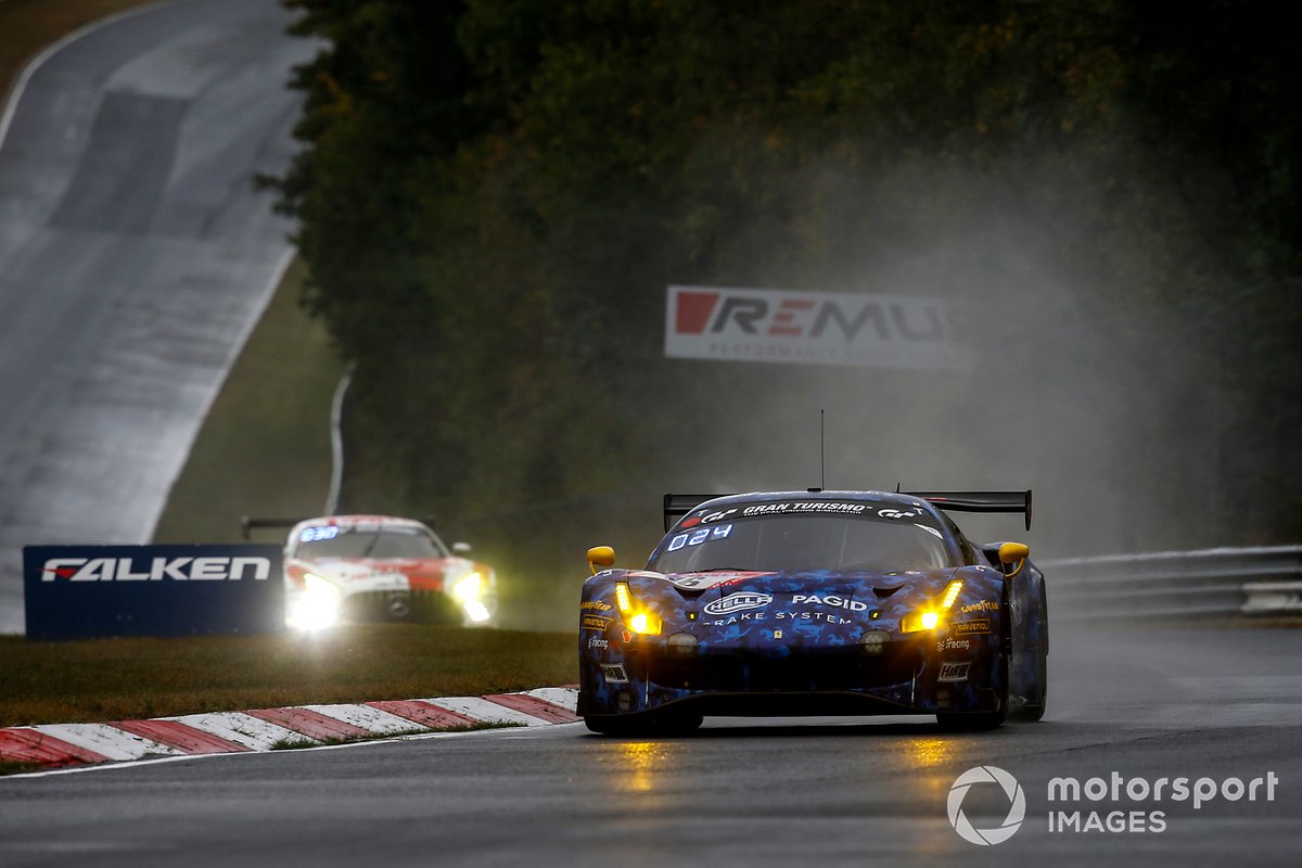 # 16 Hella Pagid - piloter une Ferrari 488 GT3: Christian Kohlhaas, Nikolaj Rogivue, Stephan Köhler