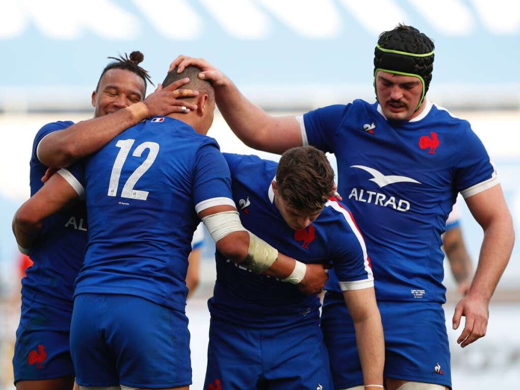 Les joueurs et le personnel français sont tous testés négatifs pour le coronavirus avant la décision sur le match contre l’Écosse