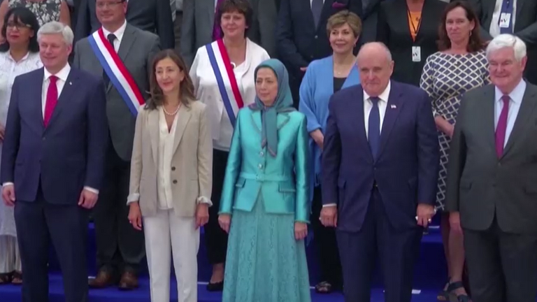 Rudy Giuliani, Newt Gingrich et Ingrid Betancourt étaient au rallye MEK en France