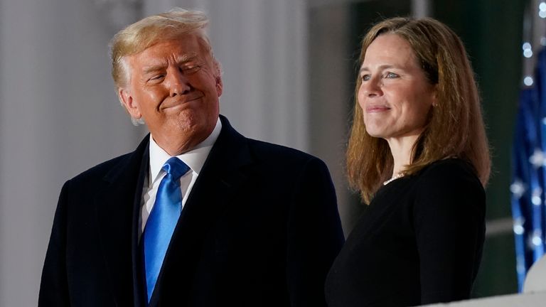 Amy Coney Barrett, nommée controversée par Donald Trump, a rompu avec la faction de droite à la Cour suprême.  Pic: AP