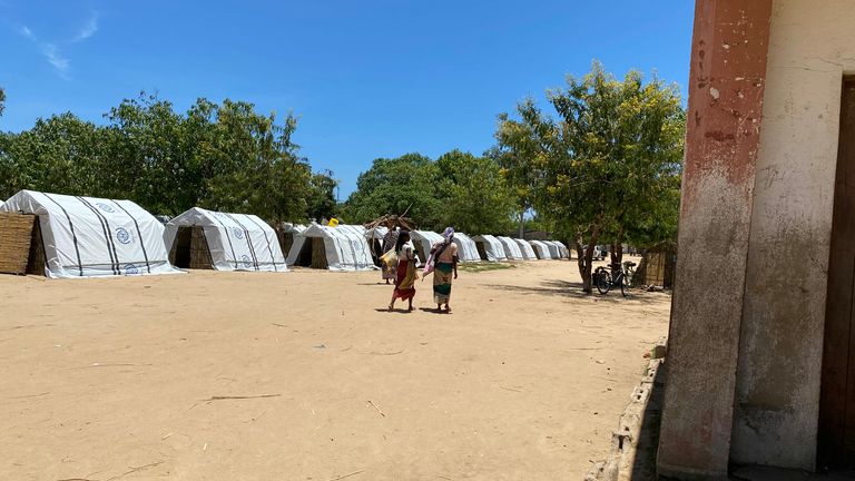 Des camps ont été installés pour ceux qui ont été déplacés