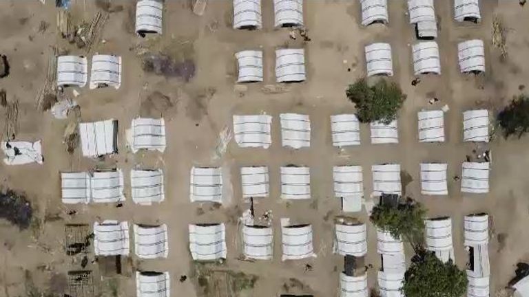 De grands camps ont été installés mais l'ONU a besoin de beaucoup plus d'argent pour les faire fonctionner