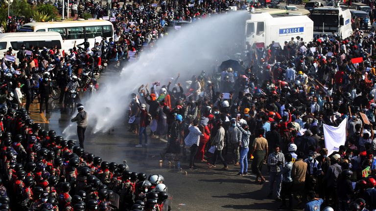 Les manifestants se seraient dispersés après avoir négocié avec la police