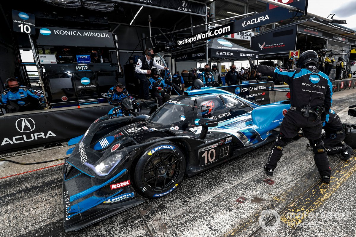 # 10 Wayne Taylor Racing Acura ARX-05 Acura DPi: Ricky Taylor, Filipe Albuquerque, Alexander Rossi