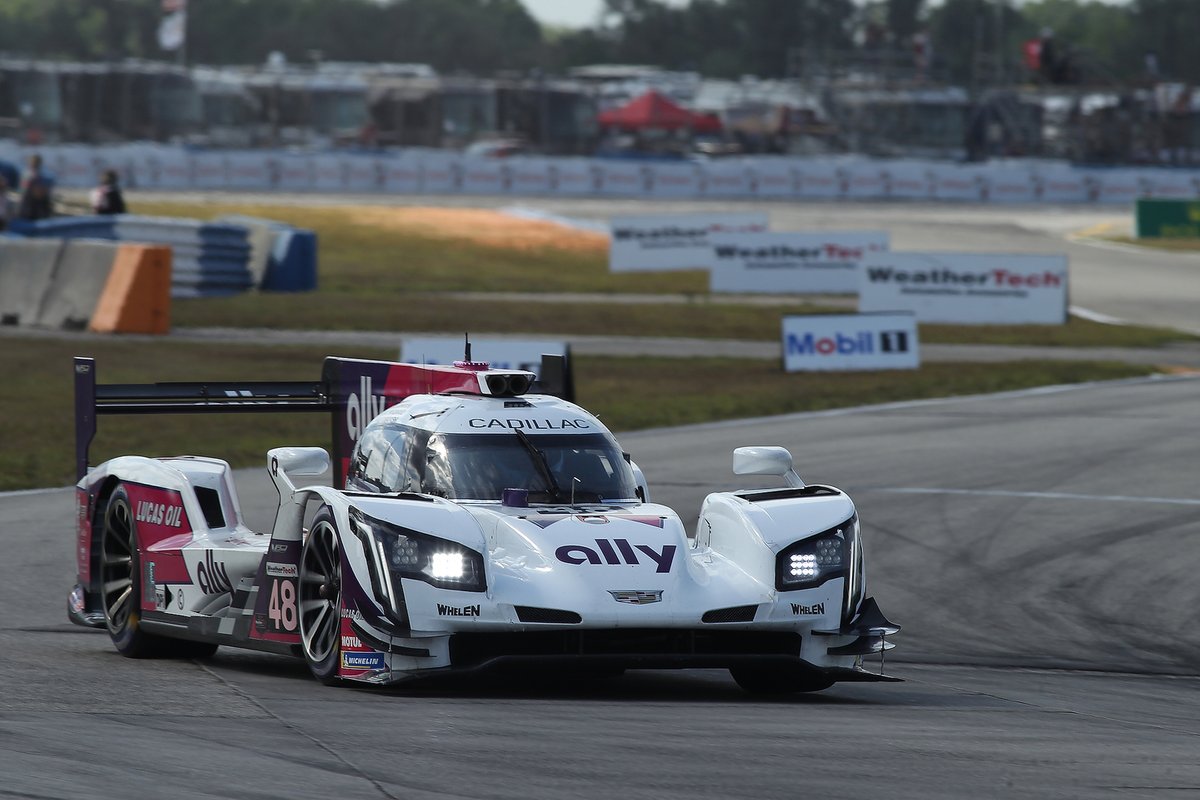 Cadillac DPi # 48 Action Express Racing: Jimmie Johnson, Kamui Kobayashi, Simon Pagenaud