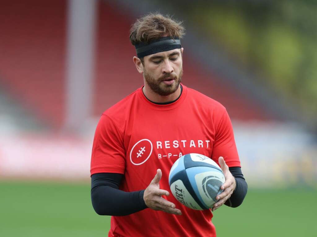 Danny Cipriani signe pour Bath avec un contrat prolongé d’un an