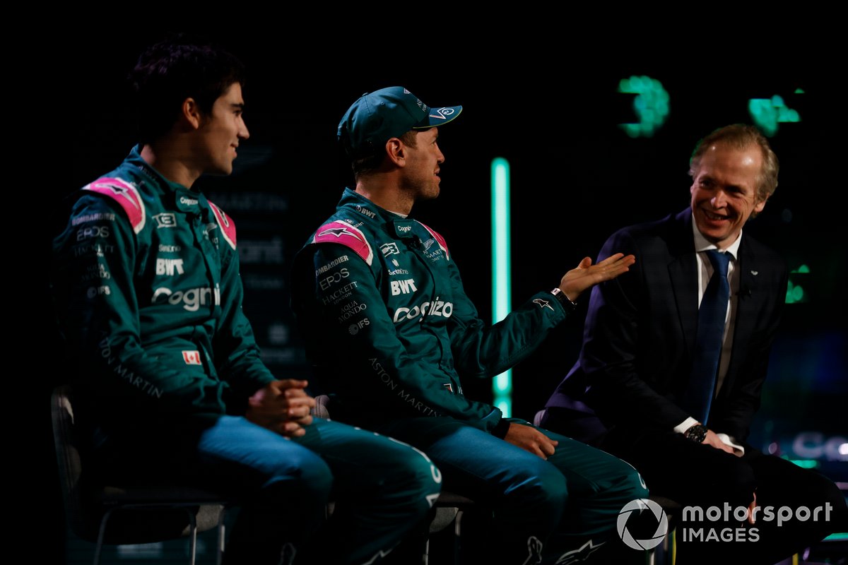 Lance Stroll, Aston Martin, Sebastian Vettel, Aston Martin et Andrew Green, directeur technique, Aston Martin