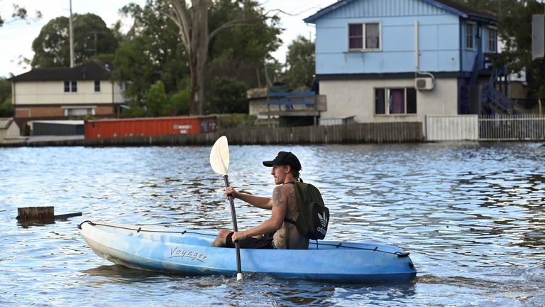 Les habitants de la Nouvelle-Galles du Sud ont été durement touchés par les inondations