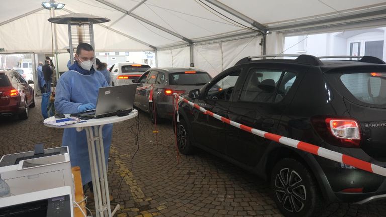 L'Allemagne a imposé des mesures plus strictes aux personnes qui traversent le département français de la Moselle