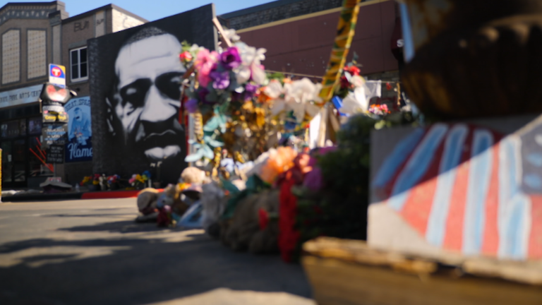 Le mémorial de Minneapolis à la mort de George Floyd