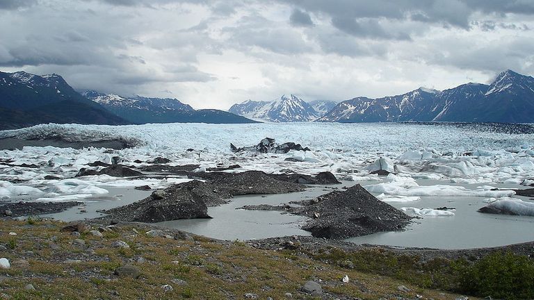 L'accident s'est produit près du glacier Knik, à environ 50 miles à l'est d'Anchorage en Alaska