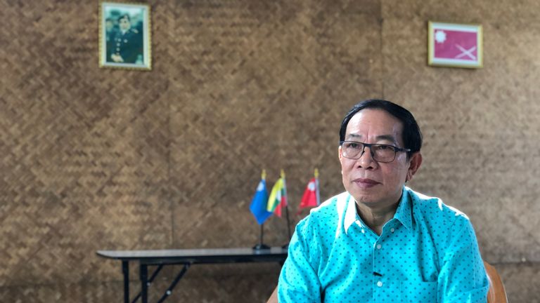 Lieutenant-général Yawd Serk, commandant politique et militaire de l'État Shan du pays