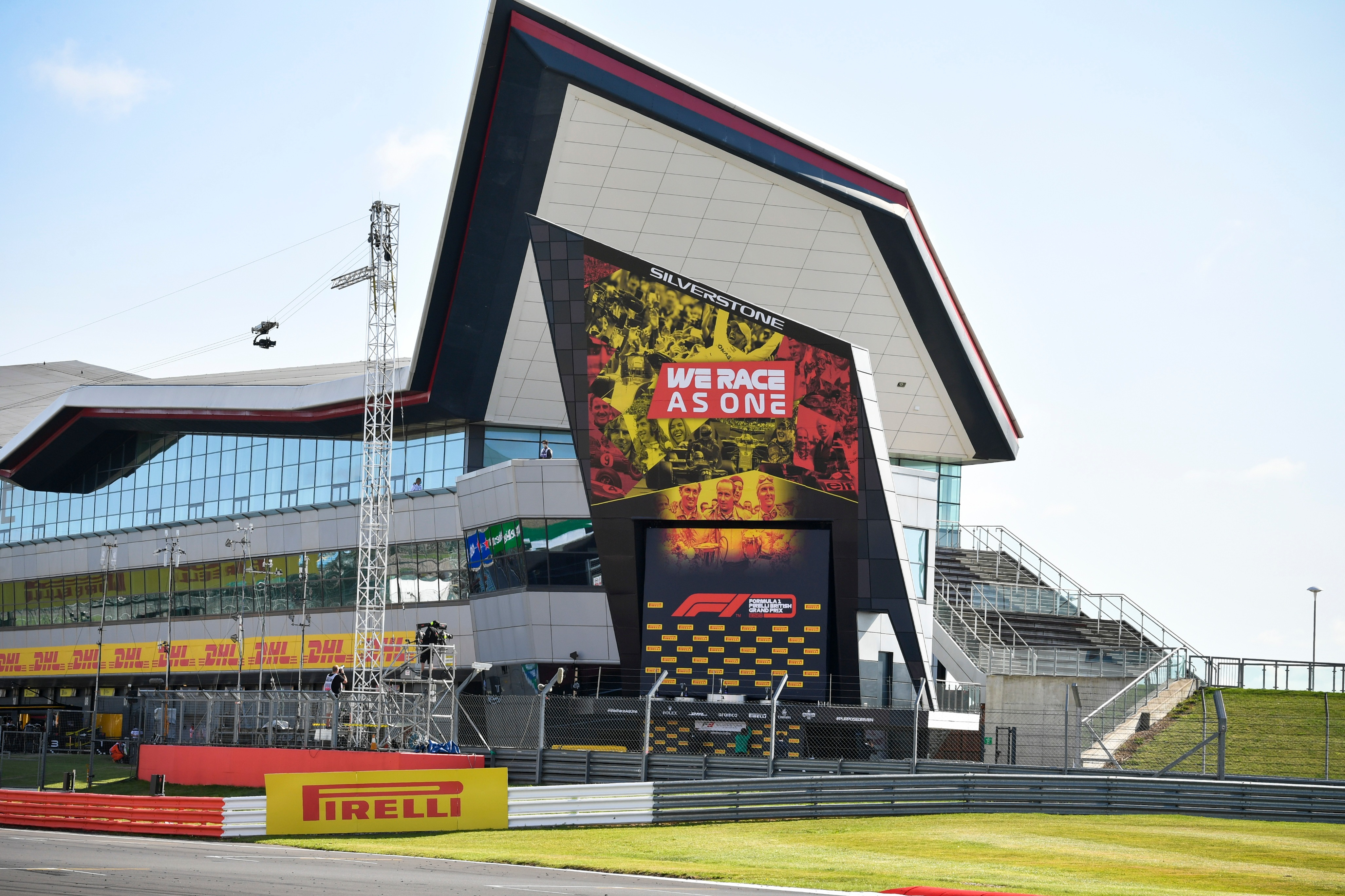 Bannière We Race As One, Formule 1 Silverstone 2020