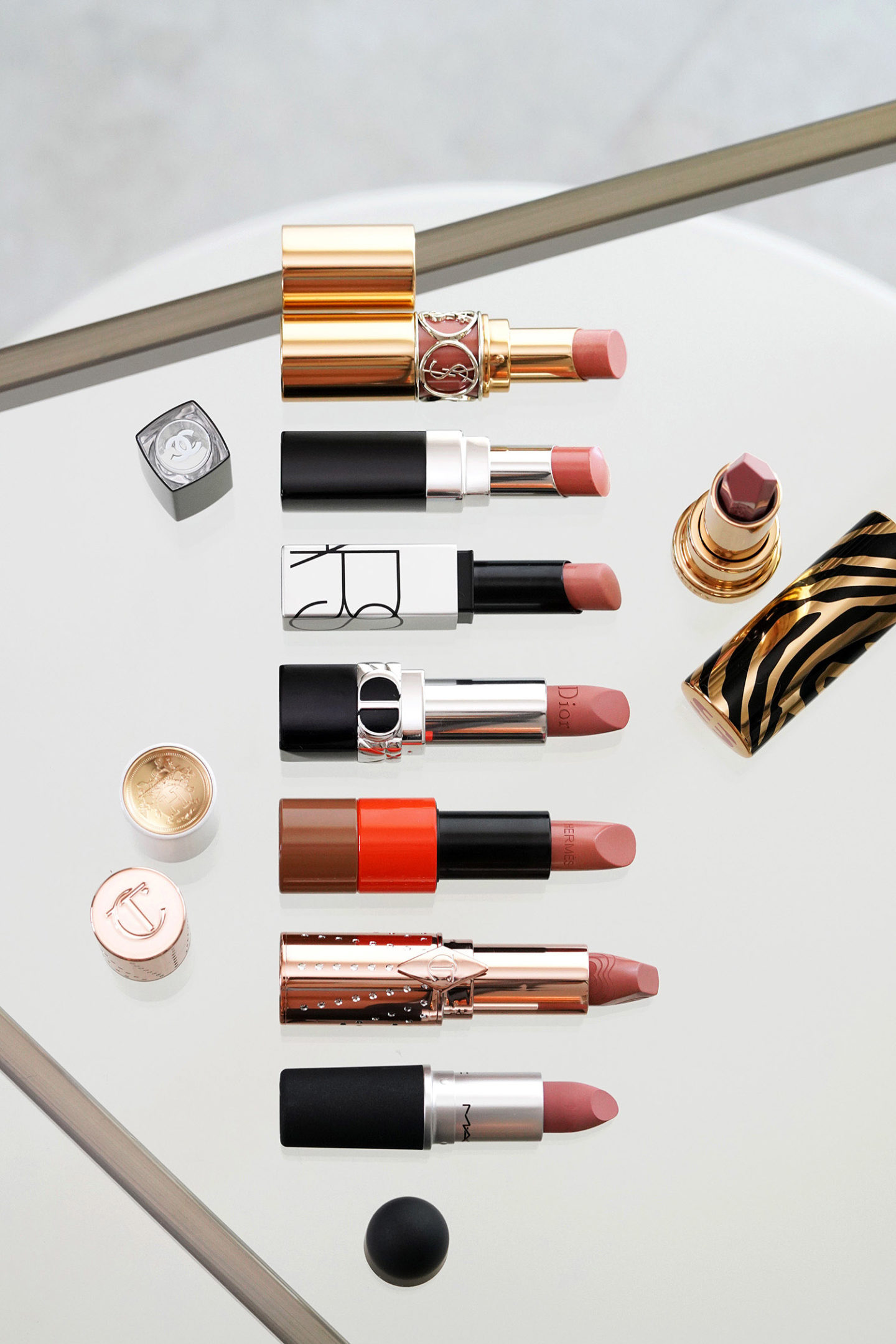 Rouge à lèvres beige Modifier