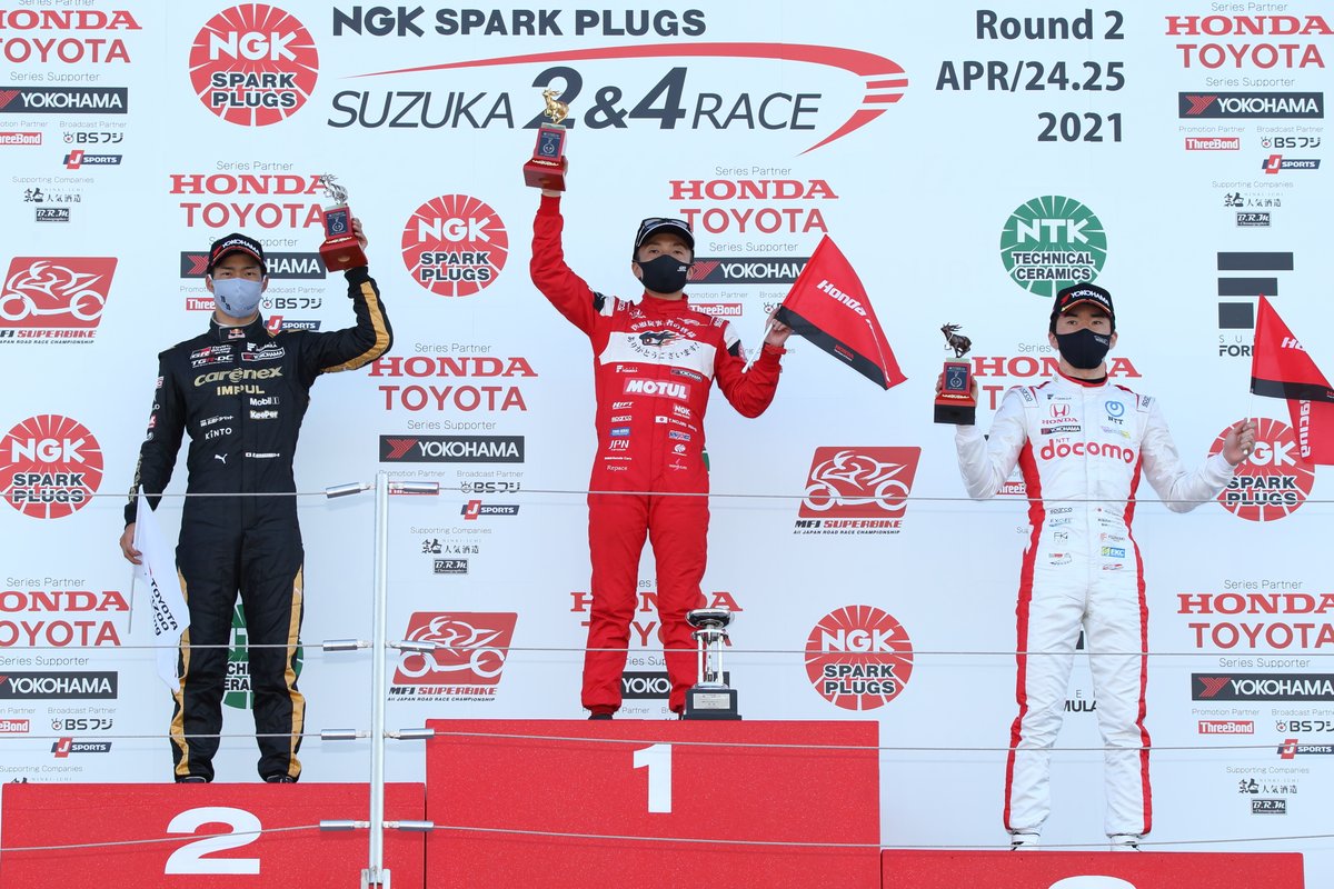 Podium (Tomoki Nojiri, Ryo Hirakawa, Ukyo Sasahara)