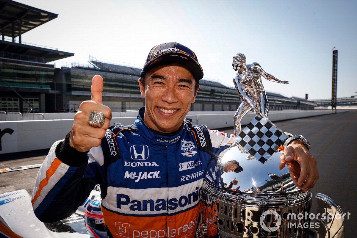 Vainqueur Takuma Sato, Rahal Letterman Lanigan Racing Honda