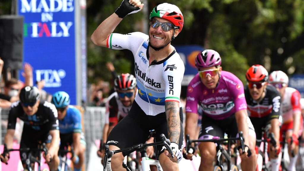 Journal du Giro d’Italia de Nicholas Roche: «  Avec une victoire d’étape à gagner, les choses sont devenues très mouvementées dans les 15 derniers kilomètres  »