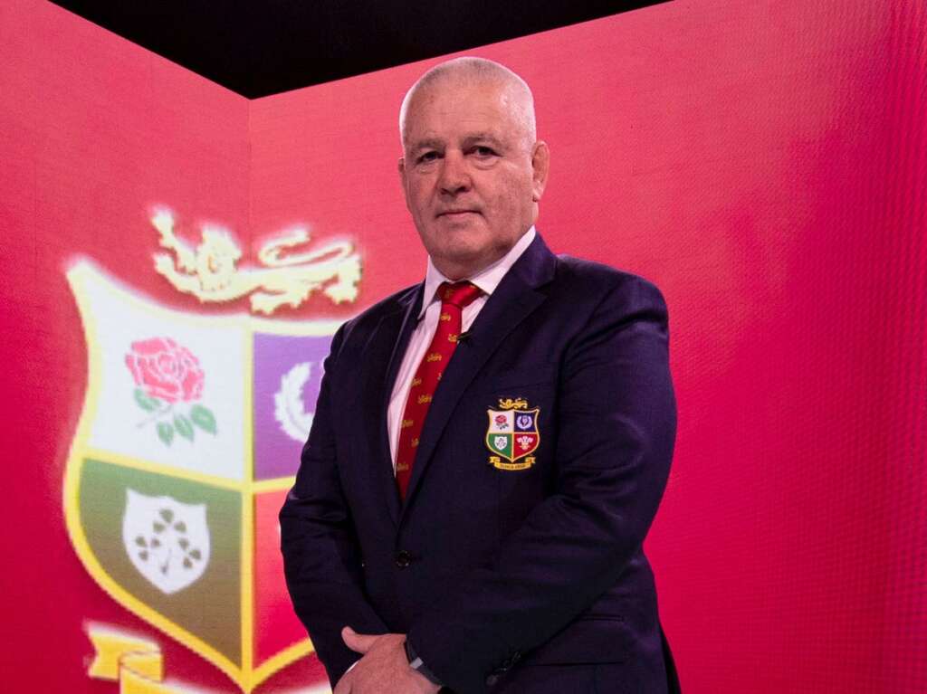 Warren Gatland surprend alors que les Lions se préparent pour une tournée «  brutale  » en Afrique du Sud