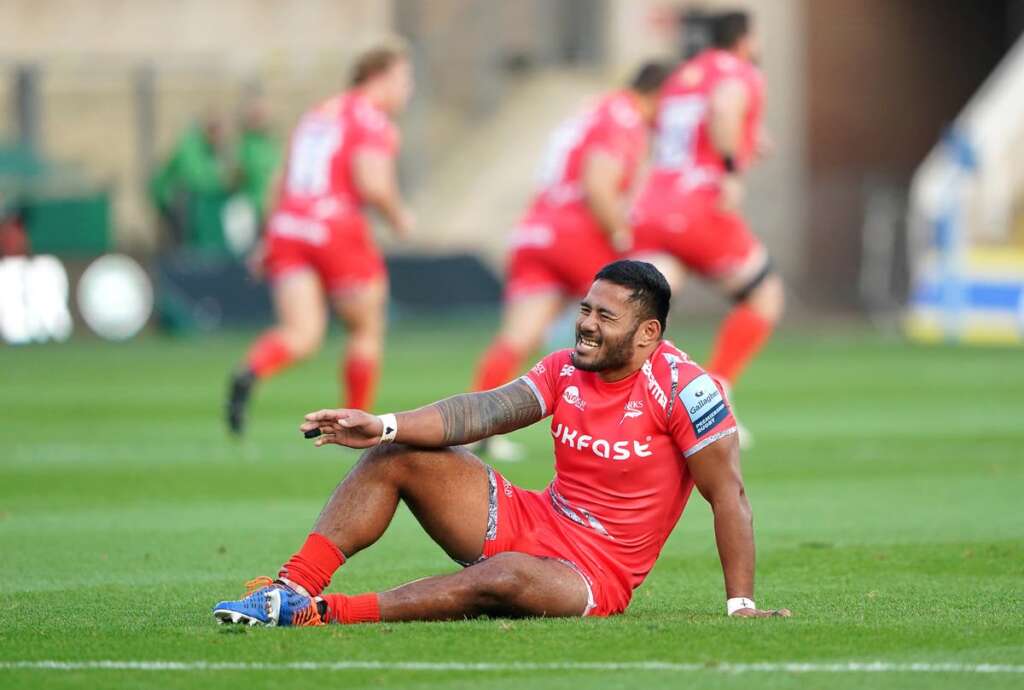 Manu Tuilagi: le centre anglais contraint de se retirer de l’équipe d’entraînement en raison d’une blessure