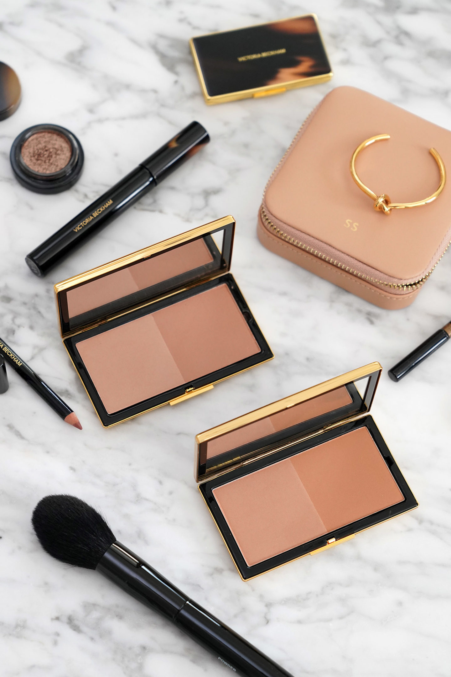Victoria Beckham Matte Bronzing Bricks Shade 02 et 03