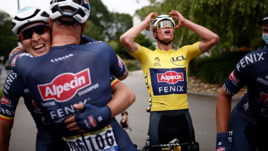 Tim Merlier remporte la troisième étape du Tour de France après une autre course chaotique