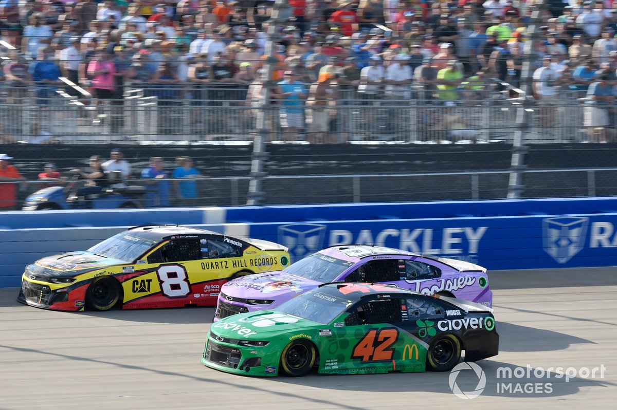 Ross Chastain, Chip Ganassi Racing, Chevrolet Camaro Clover, Tyler Reddick, Richard Childress Racing, Chevrolet Camaro Quartz Hill Records 