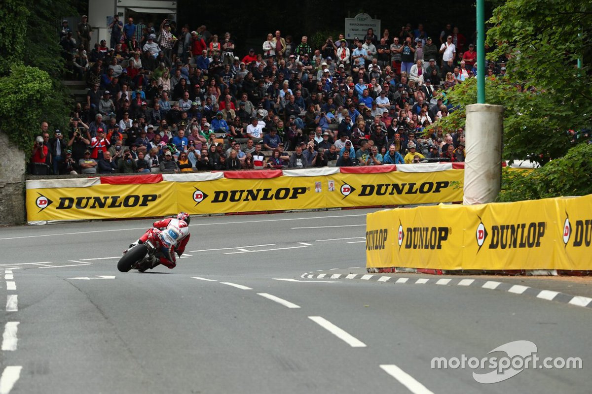 Action sur piste, Ile de Man TT