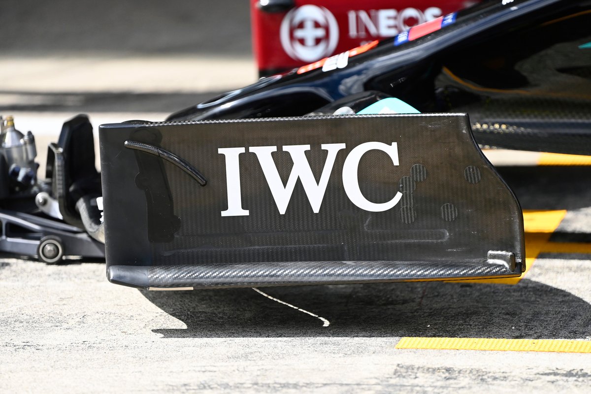 Détail Mercedes W12