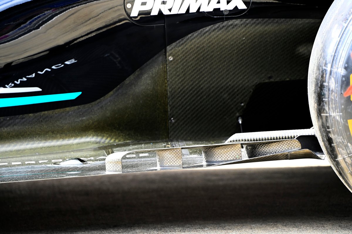 Détail Mercedes W12