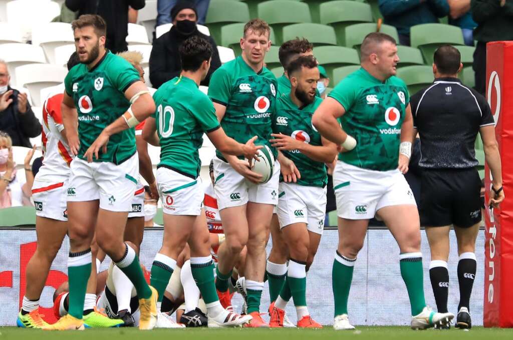 L’Irlande épuisée dépasse le Japon alors que les fans reviennent au stade Aviva