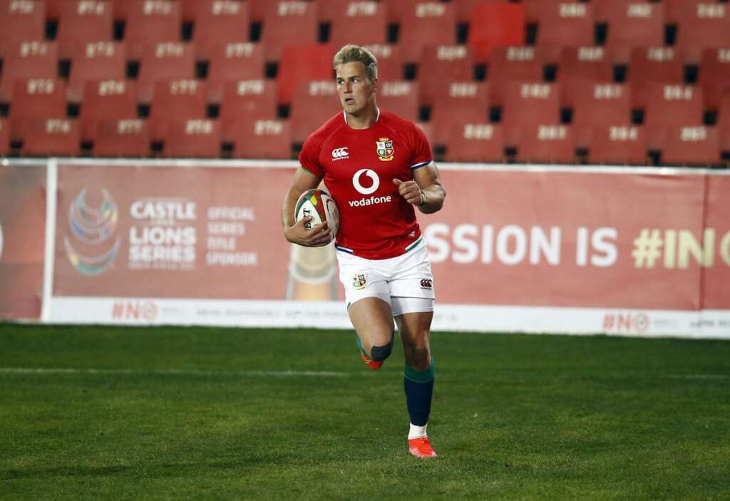 Les Lions britanniques et irlandais écartent le chaos de la tournée et se défoulent pour une grande victoire sur les requins