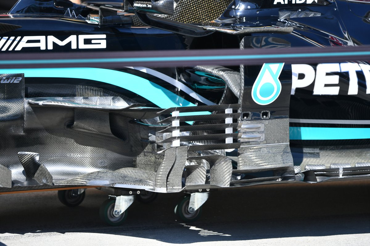 Détail Mercedes W12
