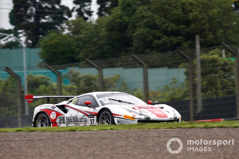 Kovalainen a couru pour HubAuto aux 10 Heures de Suzuka 2019, partageant une Ferrari 488 GT3 avec Cassidy et Nick Foster
