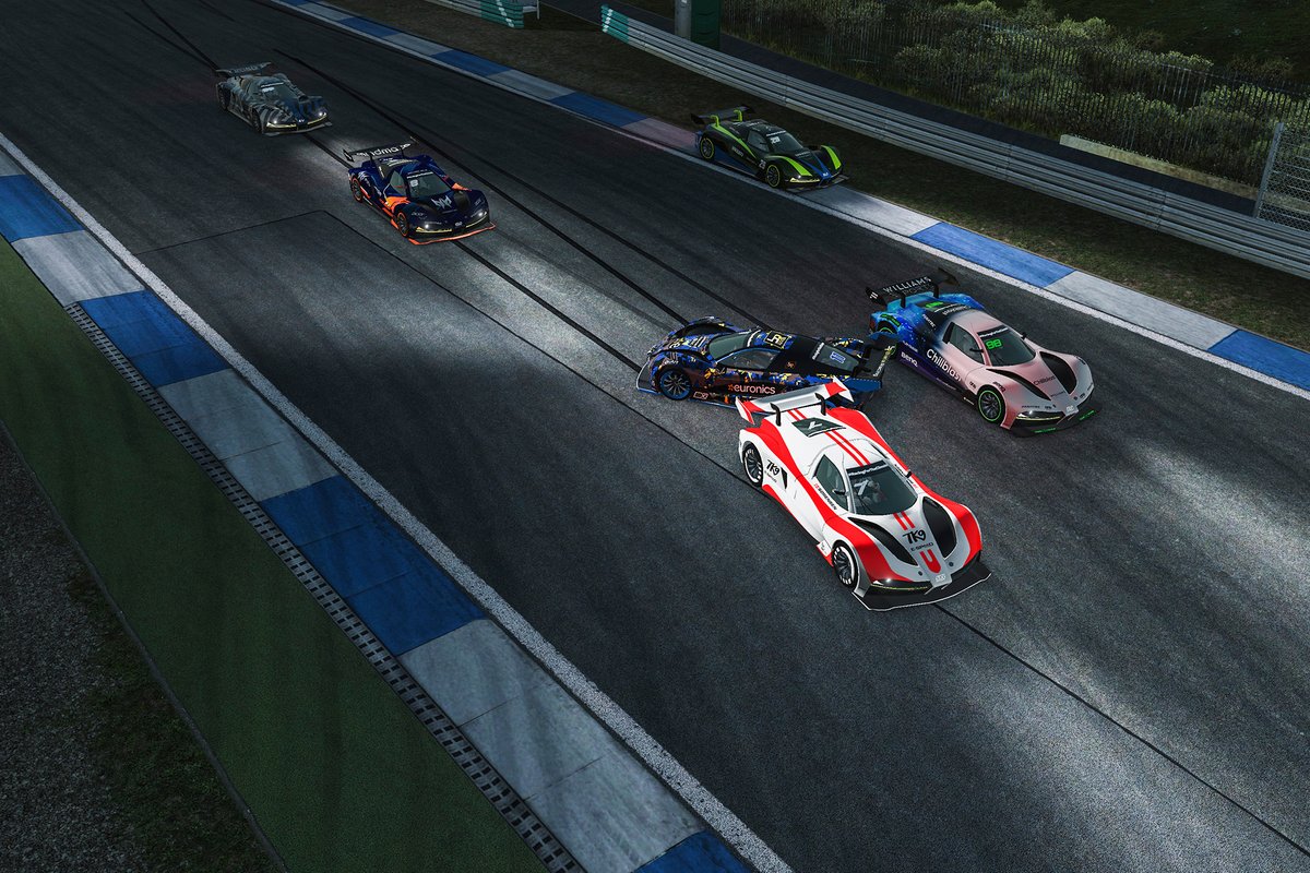 #7, Lasse Sørensen, TK9 E-SPEED (pro), #11, Luca Kita, Biela Racing Team EURONICS (esports), #98, Martin Štefanko, Williams Esports (esports)