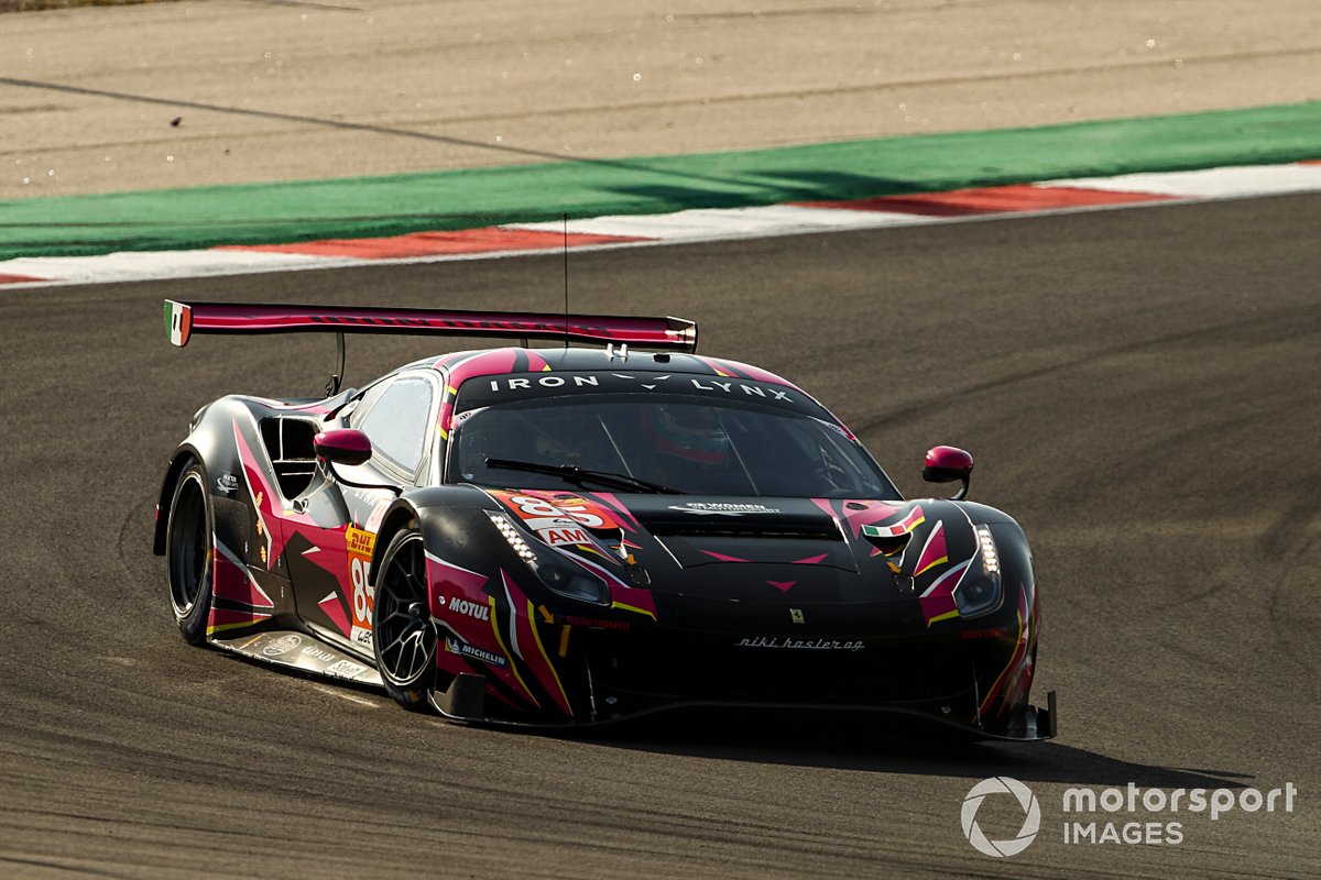 #85 Iron Lynx Ferrari 488 GTE EVO : Rahel Frey, Michelle Gatting, Manuela Gostner 