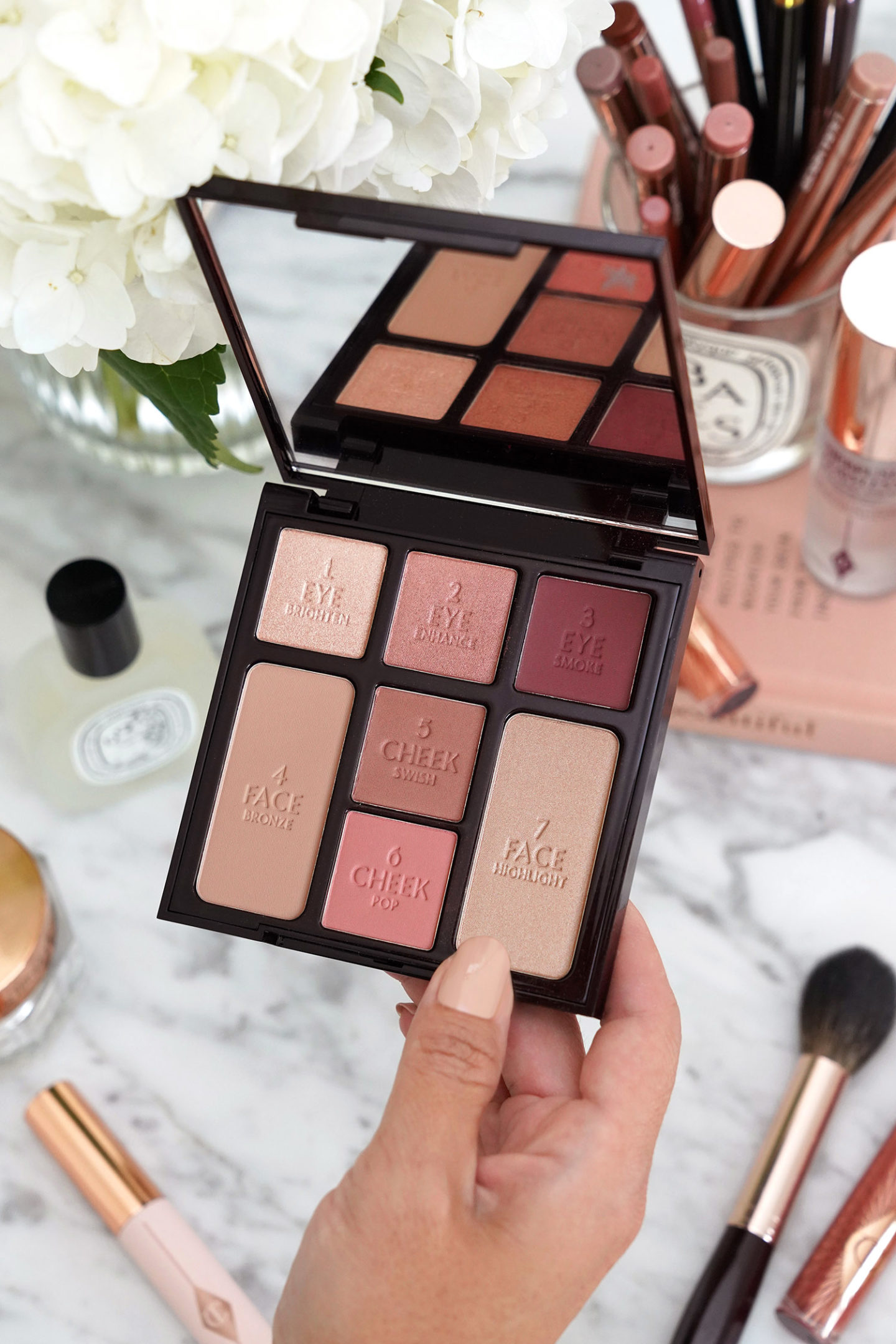 Charlotte Tilbury Sunset Dreamscape Look instantané dans un ensemble de palettes