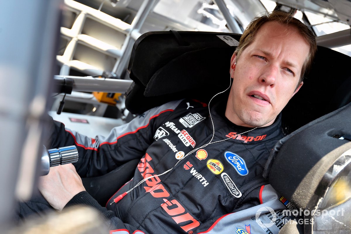 Brad Keselowski, Team Penske, Ford Mustang Snap on