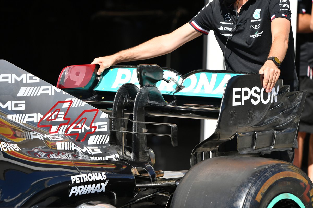 Détail arrière de la Mercedes W12