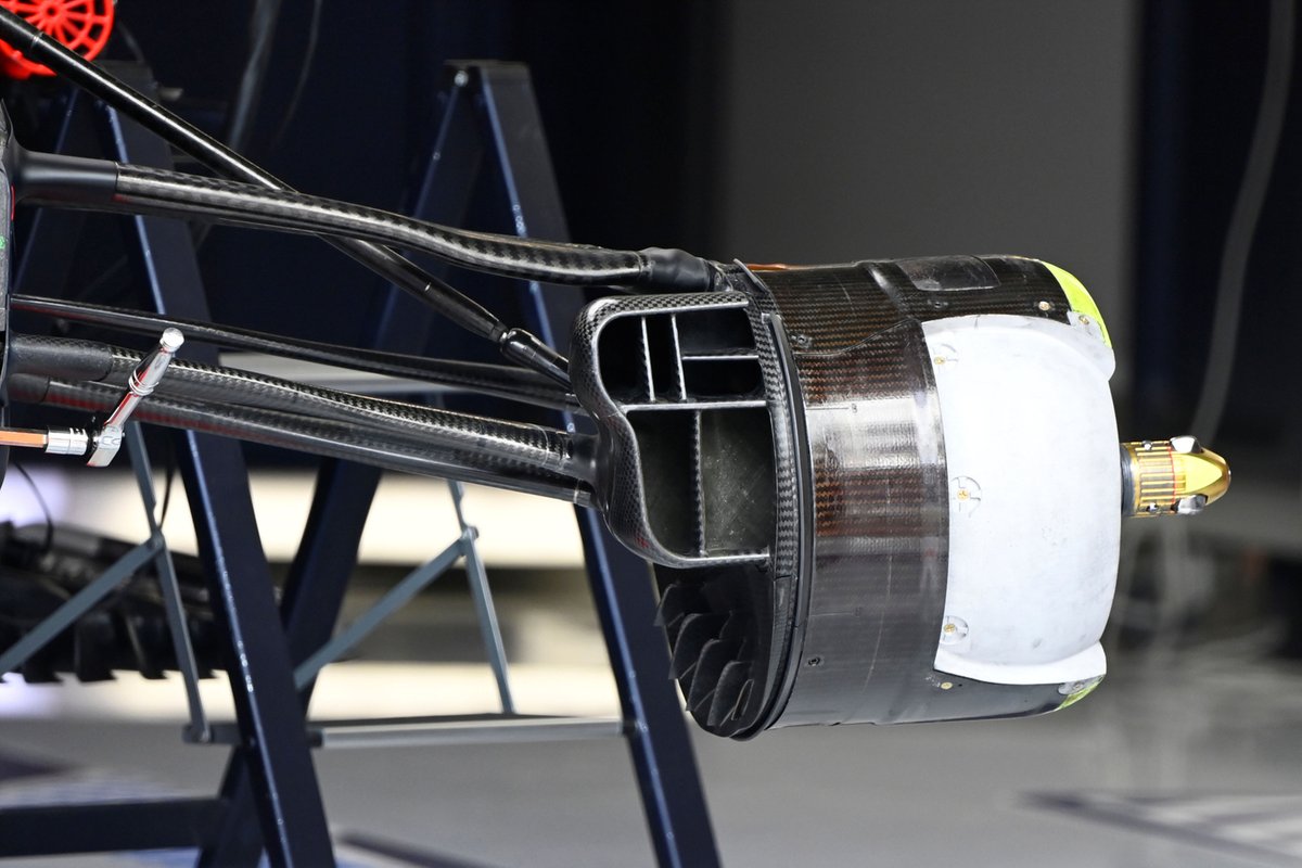 Détail du tambour de frein avant Red Bull Racing RB16B