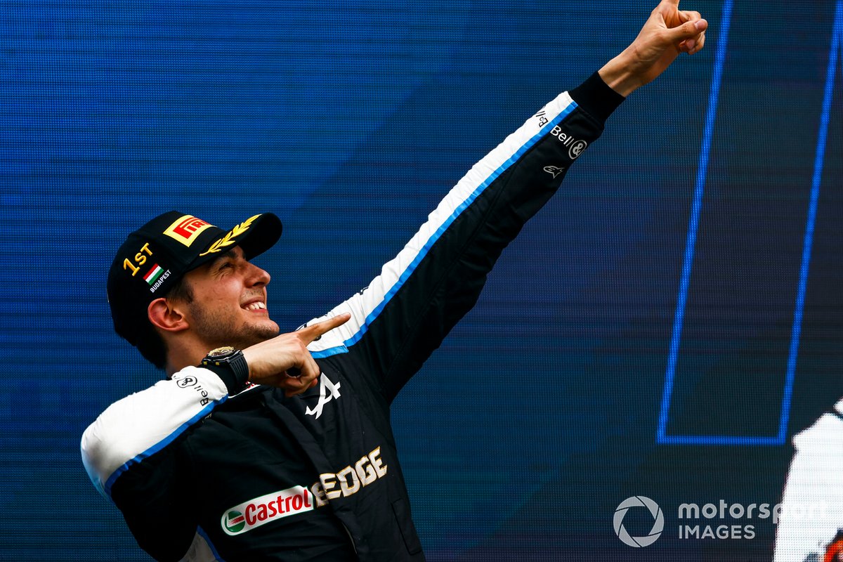 Esteban Ocon, Alpine F1, 1ère position, célèbre sur le podium