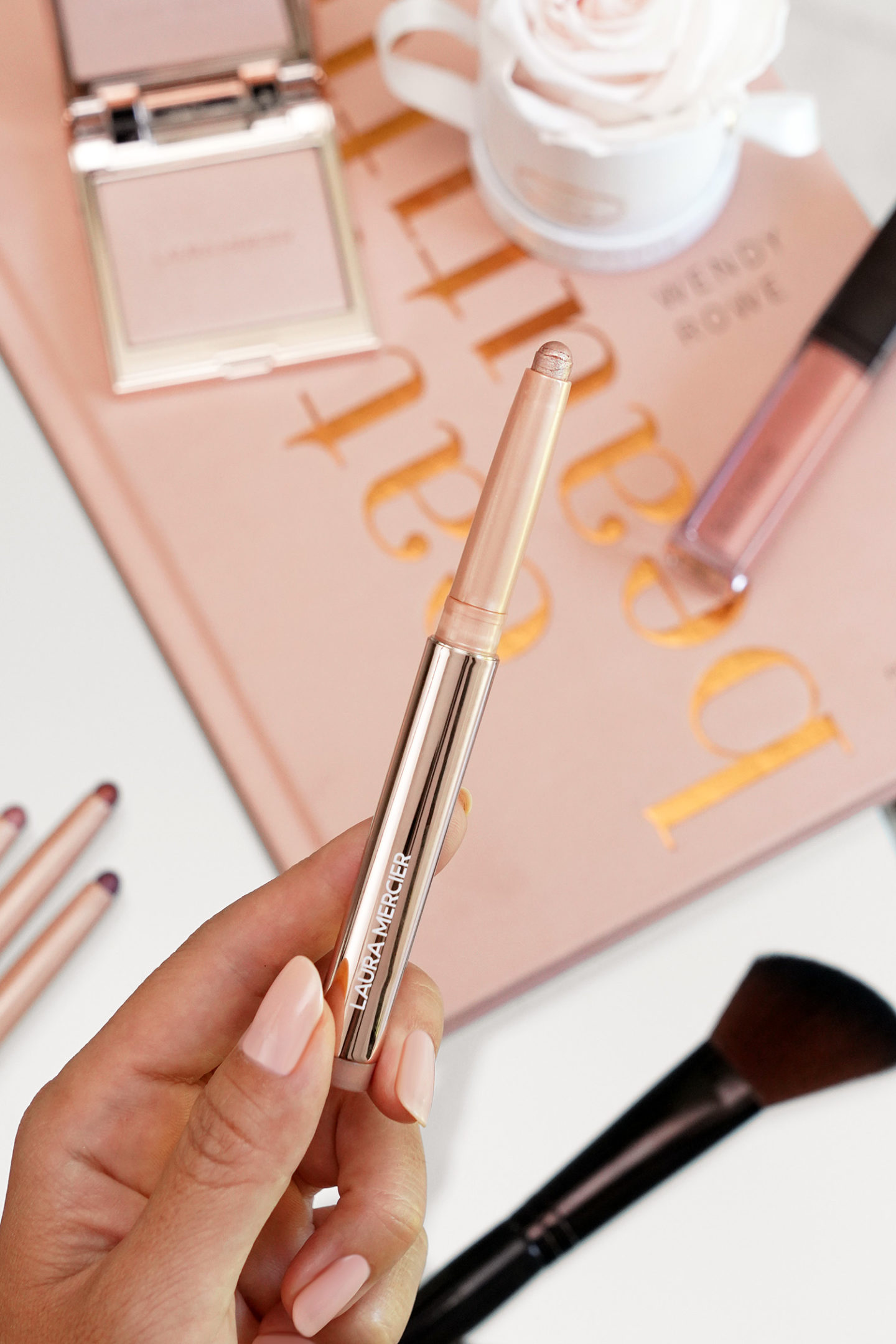 Laura Mercier Rose Glow Caviar Stick Couleur des yeux