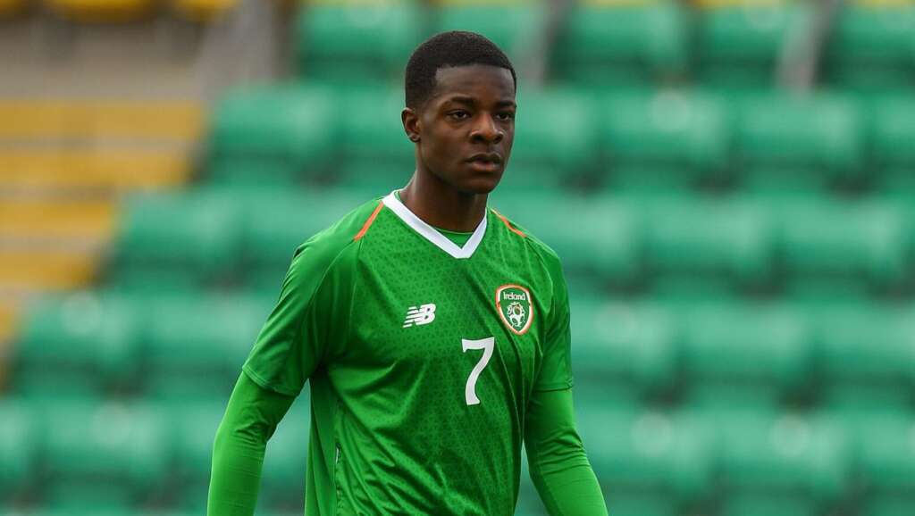 Le meilleur espoir Mipo Odubeko n’est pas impliqué dans les éliminatoires de l’Irlande U-21 alors que le jeune évalue son avenir international