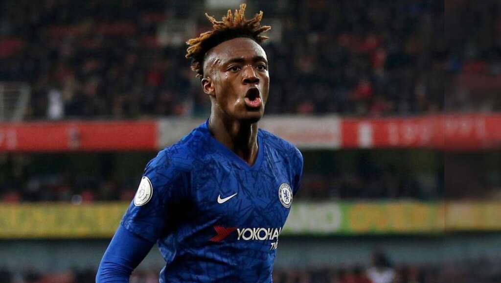 Tammy Abraham scelle le transfert de 34 millions de livres de Chelsea à Rome pour un contrat de cinq ans