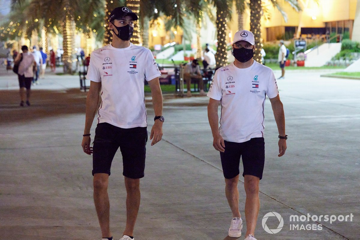 George Russell, Mercedes-AMG F1 et Valtteri Bottas, Mercedes-AMG F1 