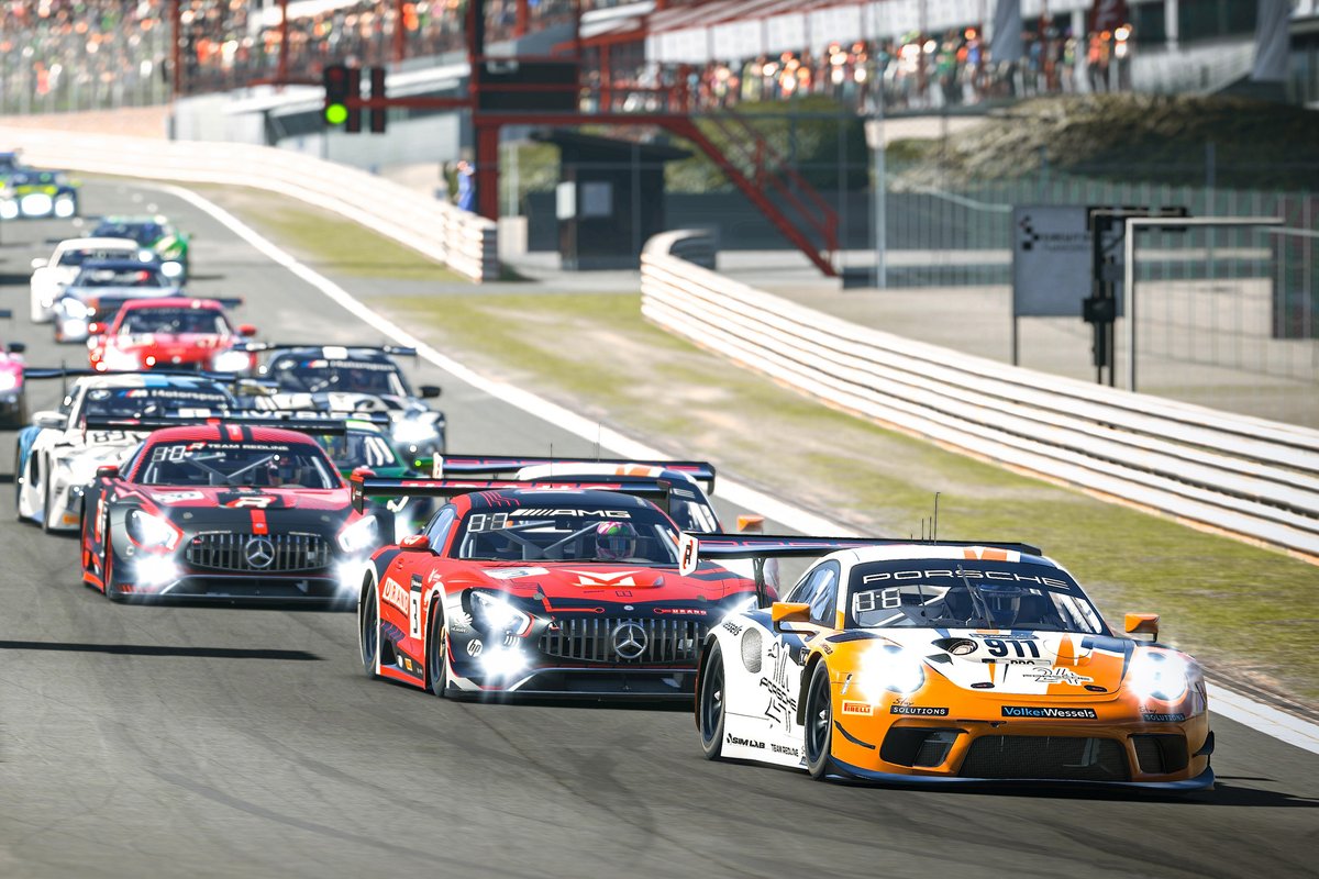 Max Verstappen, Jeff Giassi, Gianni Vecchio, Porsche 911 GT3 R, Porsche24 pilotée par Redline